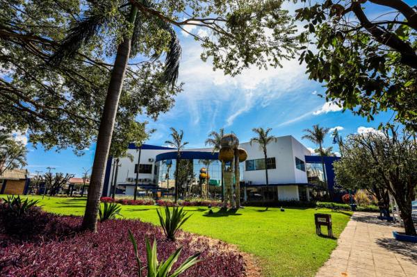 Sorriso: Prefeitura Municipal n&atilde;o ter&aacute; expediente nesta quarta-feira (01/05)