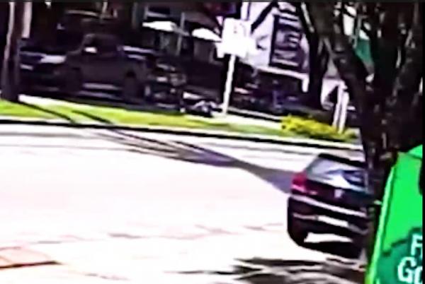 Sorriso: Acidente entre Hilux e bicicleta el&eacute;trica deixa adolescente ferido na Brescansin