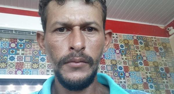 MT: Motociclista &eacute; encontrado morto, boiando ao lado de moto, dentro de rio