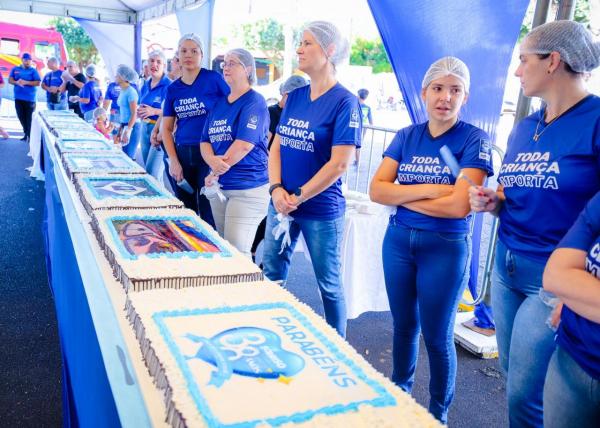 Sorriso: Corte do bolo de 38 metros e show na Pra&ccedil;a das Fontes marcam anivers&aacute;rio de 38 anos da cidade