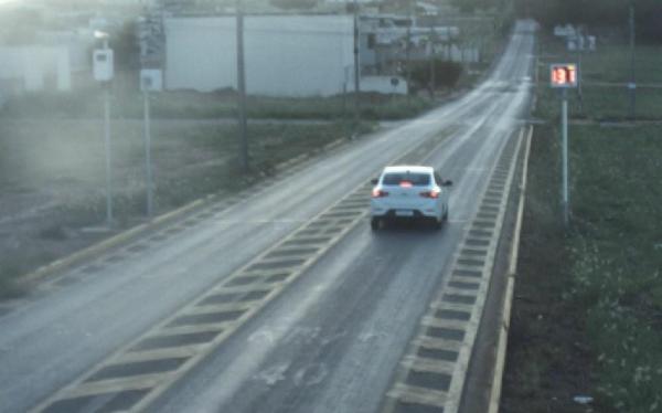 Sorriso: Carro &eacute; flagrado a 131 km em lombada eletr&ocirc;nica da Av. M&aacute;rio Raiter