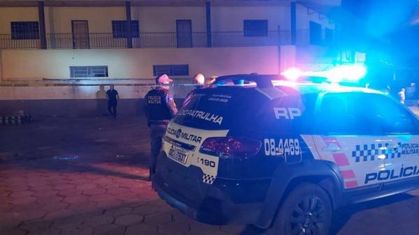 Mulher é assassinada em pátio de posto de combustível
