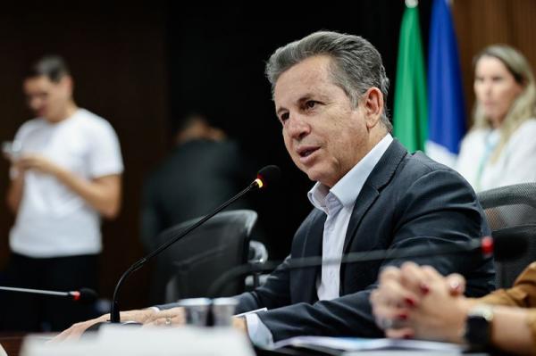 Mauro Mendes entrega 281,9 km de asfalto na MT-140 entre Santa Rita do Trivelato e Nova Ubirat&atilde;
