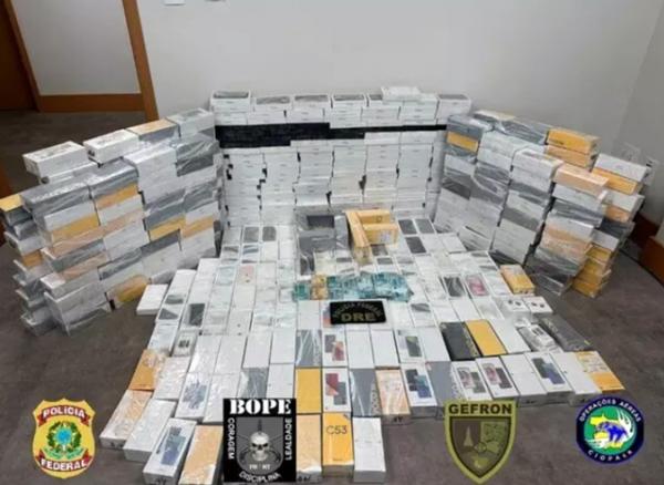 MT: Pol&iacute;cia apreende carga milion&aacute;ria de celulares em avi&atilde;o; Carga avaliada em aproximadamente R$ 2 milh&otilde;es