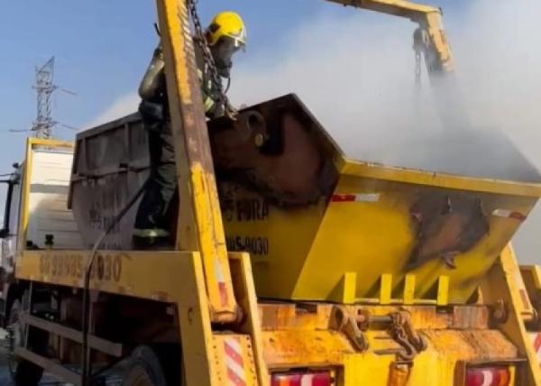 Sorriso: Bombeiros combatem incêndio após fogo em caçamba de caminhão se alastrar em vegetação