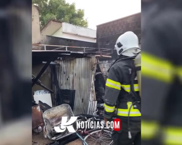 Sorriso: Vizinhos controlam fogo em casa no Rota do Sol; Bombeiros elogiam ação