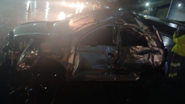 Sorriso: Carro-forte invade pista e causa grave acidente na BR-163