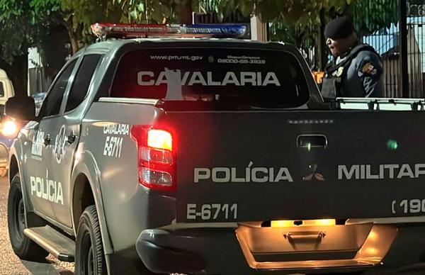 Sorriso: Adolescente é apreendido após ser flagrado empinando moto e tentar "dar fuga" na Cavalaria