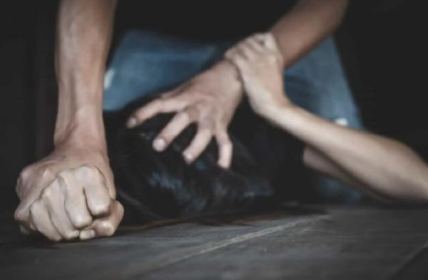 Sorriso: Homem "surta" e espanca esposa durante discussão