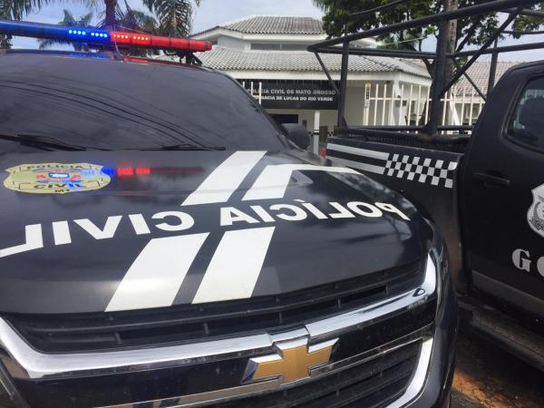 Mulher embriagada é detida após agredir esposo e filho, no bairro Rio Verde.