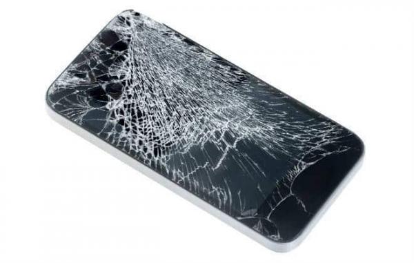 Sorriso: Bêbado ameaça mulher e filha de morte após briga por conserto de celular quebrado