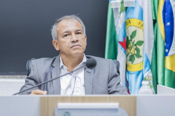 Vereador Wanderley Paulo prop&otilde;e implanta&ccedil;&atilde;o de latic&iacute;nio no Assentamento Jonas Pinheiro