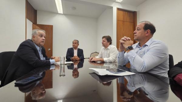 Vereador Wanderley Paulo e IFMT buscam R$ 1,5 milh&atilde;o para laborat&oacute;rio de rob&oacute;tica agr&iacute;cola em Sorriso