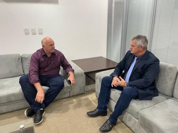 Vereador pede recursos financeiros de deputado para reforma do CIOPAER