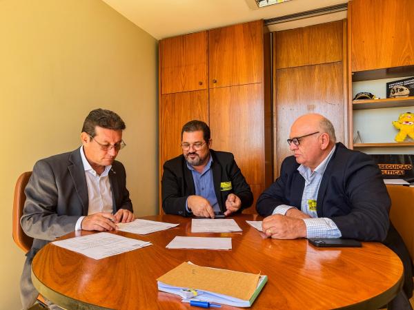 Vereadores de Sorriso pedem emenda parlamentar de R$ 500 mil para aquisi&ccedil;&atilde;o de cirurgias bari&aacute;tricas