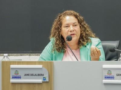 Vereadora Jane Delalibera pede constru&ccedil;&atilde;o de um centro de conviv&ecirc;ncia e lazer para pessoas com defici&ecirc;ncia