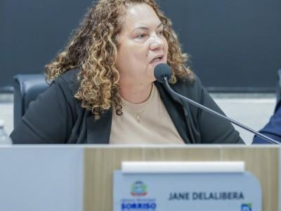 Vereadora  Jane Delalibera  reitera pedido de ciclovia em toda extens&atilde;o da Avenida Imigrantes, em Sorriso