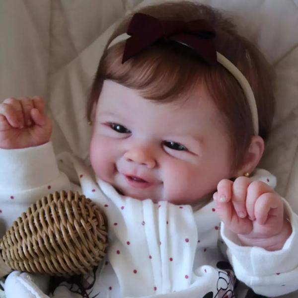 Projeto propõe multa a quem levar bebê reborn para atendimento no SUS