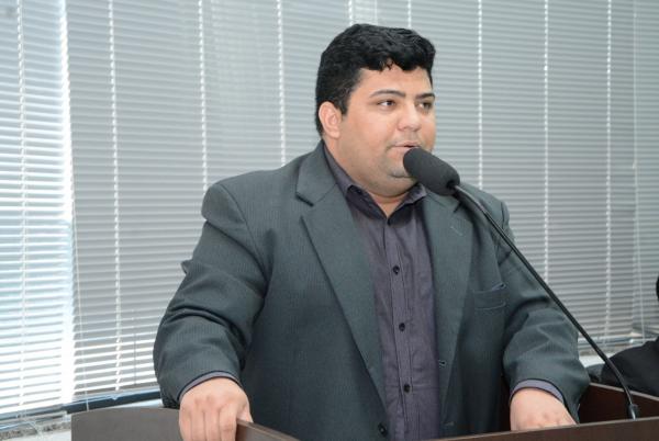 Vereador é agredido na Câmara e polícia é acionado