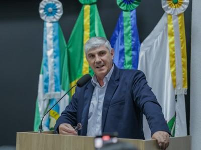 Vereador pede instala&ccedil;&atilde;o de bancos e bebedouros em pra&ccedil;a do Recanto Seguro