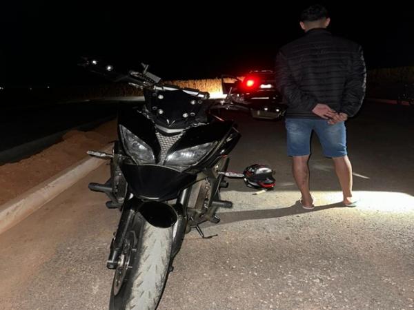 Sorriso: Motociclista, sem CNH, tenta "dar fuga" na GM e tem moto apreendida