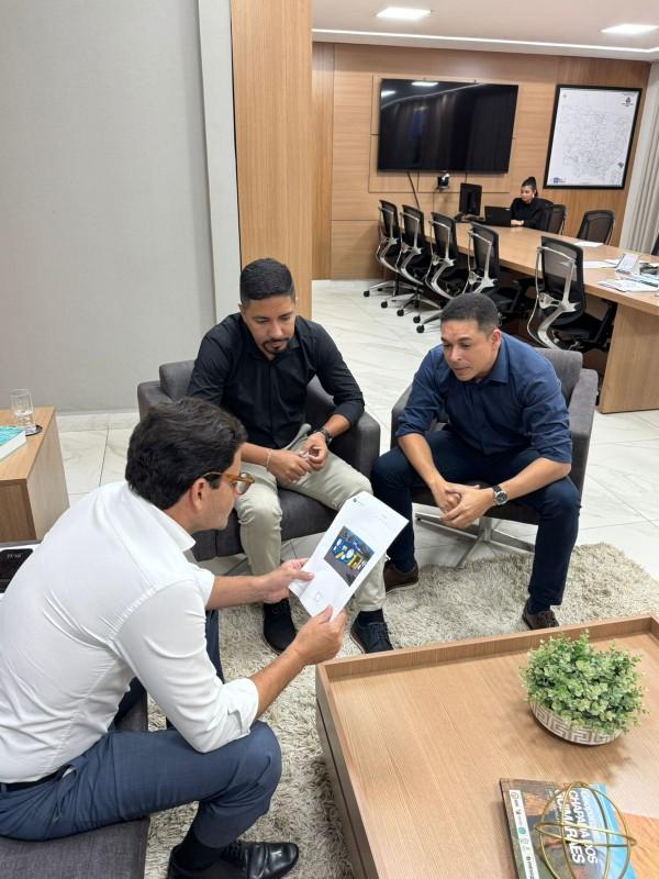 Presidente e vereador cobram libera&ccedil;&atilde;o de emenda para tratamento de autistas e CRAS itinerante em Cuiab&aacute;