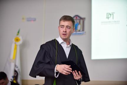 Sorriso: "N&atilde;o pe&ccedil;o o m&iacute;nimo em respeito a popula&ccedil;&atilde;o", disse defensor p&uacute;blico sobre assassino de m&atilde;e e filhas