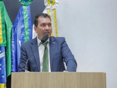 Vereador cobra instala&ccedil;&atilde;o de c&acirc;meras de seguran&ccedil;a em pra&ccedil;a do Jardim Primavera