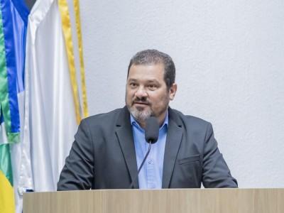 Parlamentar pede implanta&ccedil;&atilde;o de redutor eletr&ocirc;nico e sinaliza&ccedil;&atilde;o na Rua Esteio, no Jardim Ocidental