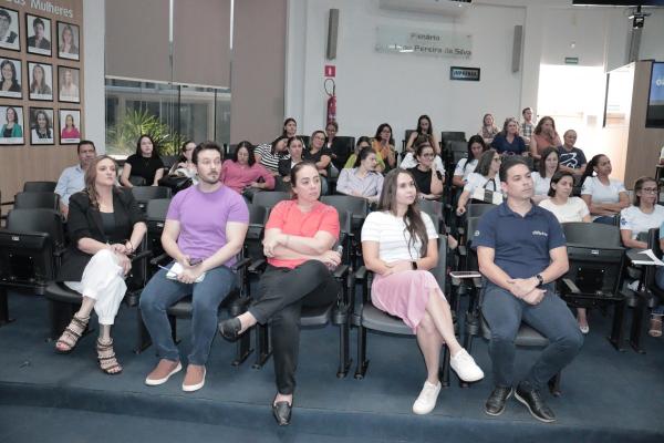 C&acirc;mara Municipal debate fortalecimento da rede de sa&uacute;de mental