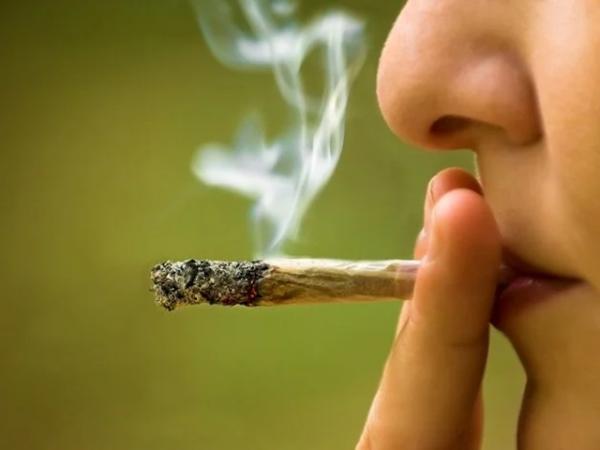 Sorriso: Funcionário denuncia patrão após ser acusado de não pagar as contas e pegar vale para fumar maconha