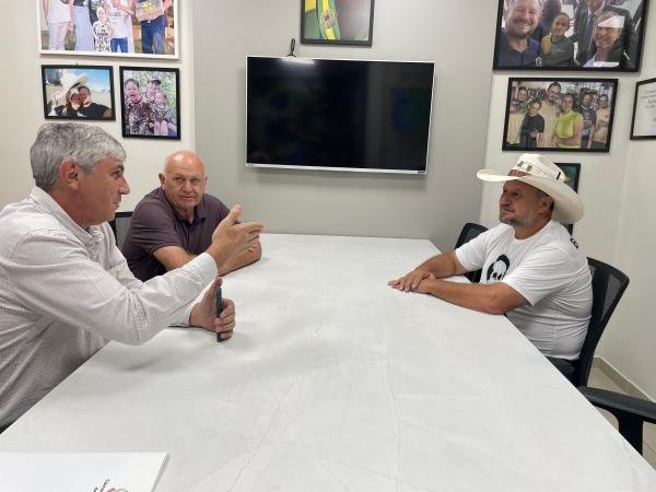 Vereadores buscam apoio na Assembleia Legislativa para agricultura familiar