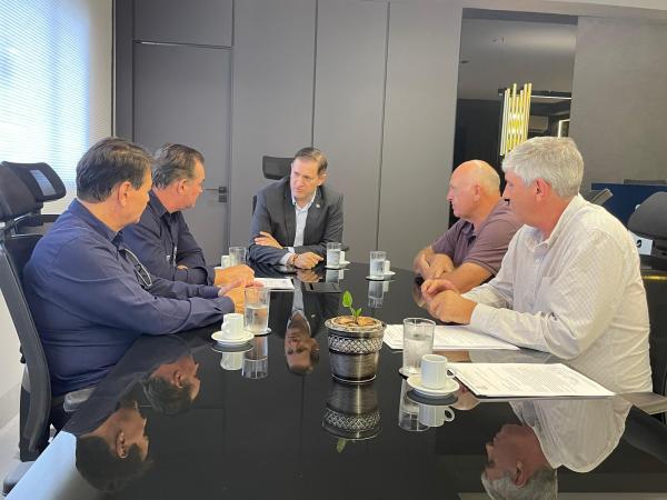 Vereadores acompanham repasse de 110 c&acirc;meras para refor&ccedil;ar a seguran&ccedil;a de Sorriso