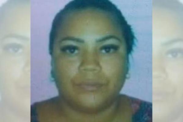 Mulher &eacute; morta a tiros na frente do filho de cinco anos em C&aacute;ceres (MT)