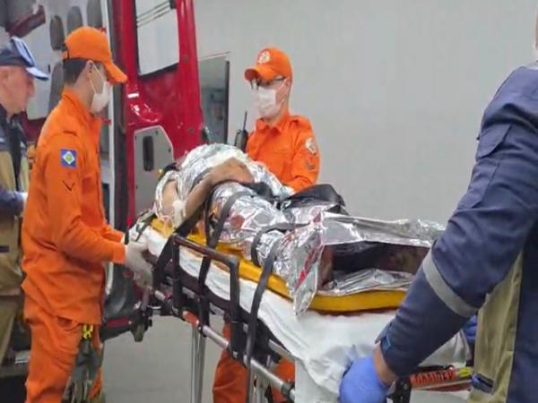 Sorriso: Usu&aacute;rio &eacute; baleado v&aacute;rias vezes no S&atilde;o Francisco; ele j&aacute; foi preso por tr&aacute;fico, disse que n&atilde;o &eacute; faccionado e que veio de Nova Ubirat&atilde;