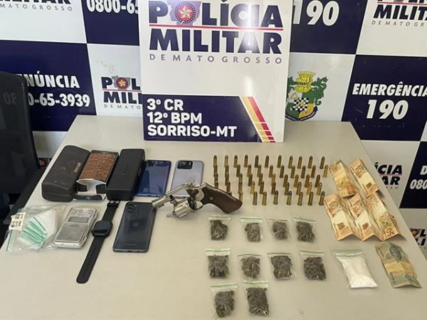 Sorriso: PM apreende arma, muni&ccedil;&otilde;es e drogas durante opera&ccedil;&atilde;o no M&aacute;rio Raiter