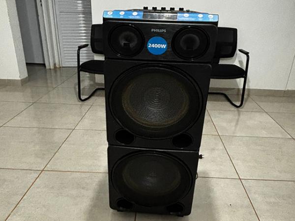 Boa Esperan&ccedil;a do Norte: B&ecirc;bado "degusta" spray de pimenta e &eacute; preso ap&oacute;s n&atilde;o deixar vizinhos dormirem porque ele queria escutar som alto; " PM saiu, ele ligou o som de novo"