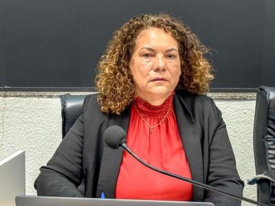 Vereadora prop&otilde;e redu&ccedil;&atilde;o de jornada de trabalhado de agentes de sa&uacute;de e endemias para 30 horas