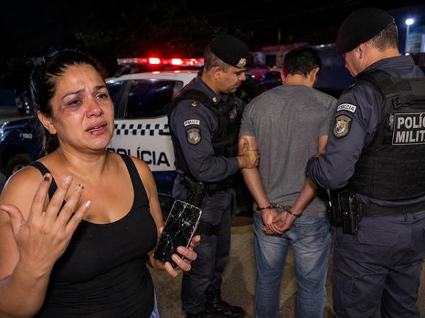 Sorriso: Homem &eacute; preso ap&oacute;s beber do dia todo, chegar em casa e bater na esposa; "quebrou at&eacute; a unha de minha m&atilde;o"