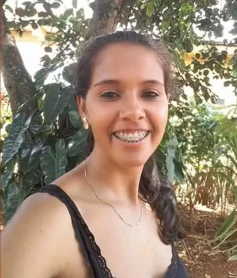 Empres&aacute;ria morre ap&oacute;s ser atingida por tiro acidental em MT