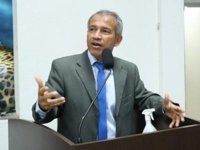 Indica&ccedil;&atilde;o prop&otilde;e parceria com faculdades de odontologia para reduzir fila de espera no Centro de Especialidade Odontol&oacute;gica