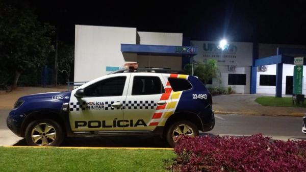 Sorriso: Homem &eacute; esfaqueado pela namorada ap&oacute;s ela persegui-lo em carro de aplicativo