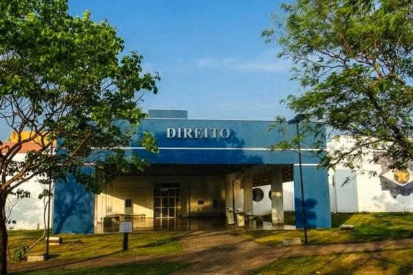 MP abre investiga&ccedil;&atilde;o e d&aacute; 5 dias para UFMT esclarecer suposta lista que classificava alunas como "estupr&aacute;veis"