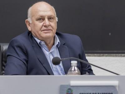Sorriso: Vereador solicita revitaliza&ccedil;&atilde;o urgente da Pra&ccedil;a do Pinheiros II
