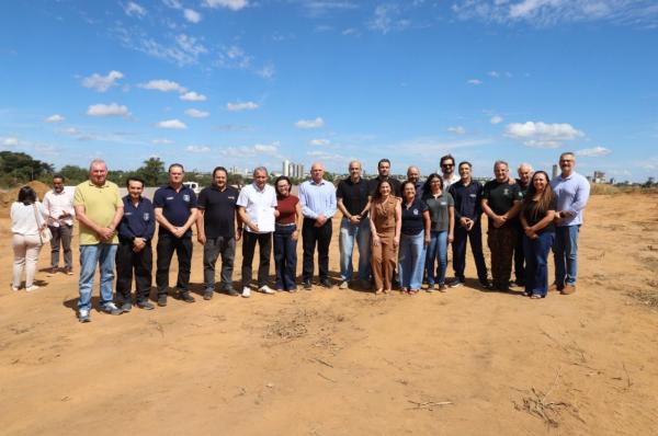 Sorriso: Prefeito Alei implanta infraestrutura para constru&ccedil;&atilde;o de casas populares; investimento &eacute; de R$ 8,7 milh&otilde;es; "casa &eacute; prioridade"