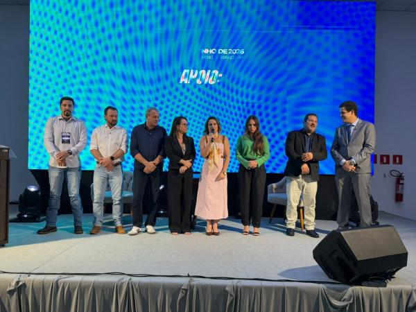 Sorriso sedia Congresso Nacional de Oncologia; vereadores prestigiam