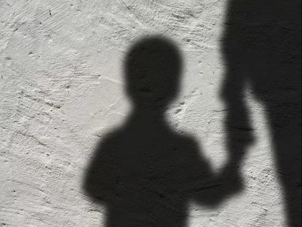 Boa Esperan&ccedil;a do Norte: Crian&ccedil;as s&atilde;o estupradas por marido da tia quando iam pro rio; suspeito trabalhou na escola do Carav&aacute;gio; "suspeito amea&ccedil;ava bater e enfiava dedo nas partes das meninas"