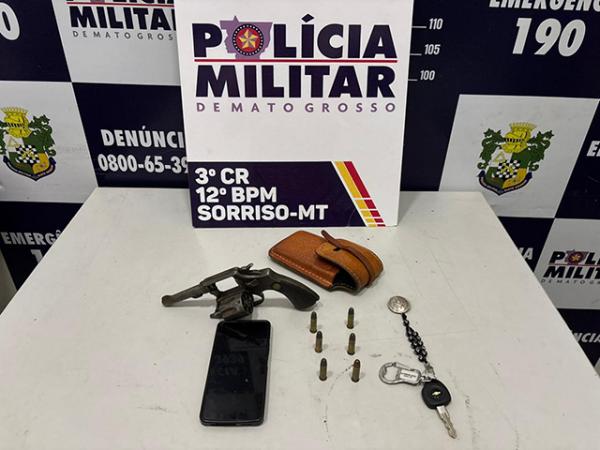 Sorriso: Idoso, de 70 anos, &eacute; preso ap&oacute;s amea&ccedil;ar grupo com rev&oacute;lver em posto &agrave;s margens da BR-163: "eles estavam falando mal de mim"