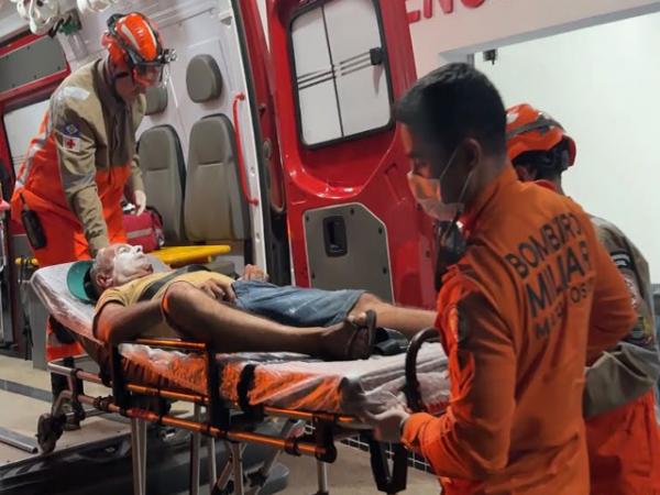 Sorriso: Homem &eacute; socorrido pelos bombeiros ap&oacute;s ser ferido na cabe&ccedil;a por causa de cacha&ccedil;a no Jd. Amazonia