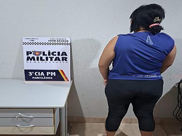M&atilde;e &eacute; presa ap&oacute;s deixar beb&ecirc;s g&ecirc;meos de apenas 37 dias trancados sozinhos em casa em MT
